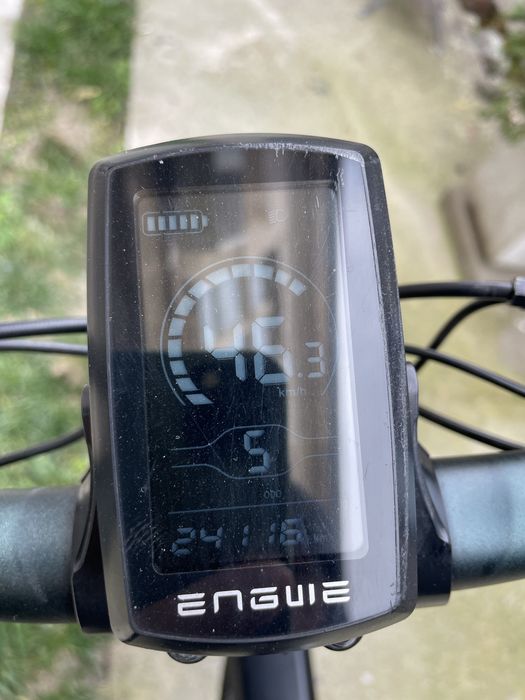 Vînd bicicletă electrică MATE,cu accelerație.