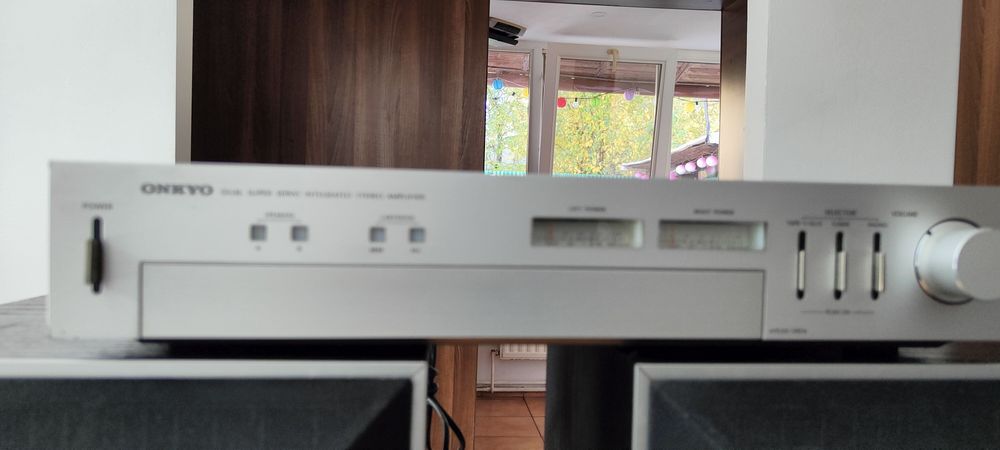 Boxe Jamo amplificator Onkyo