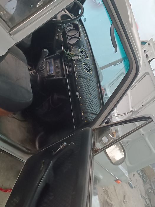 Sroshna 1982y gazi bor