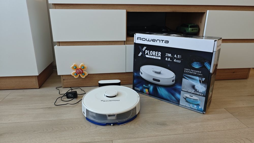 Robot aspirator Rowenta Explorer Serie 75S – stare foarte bună