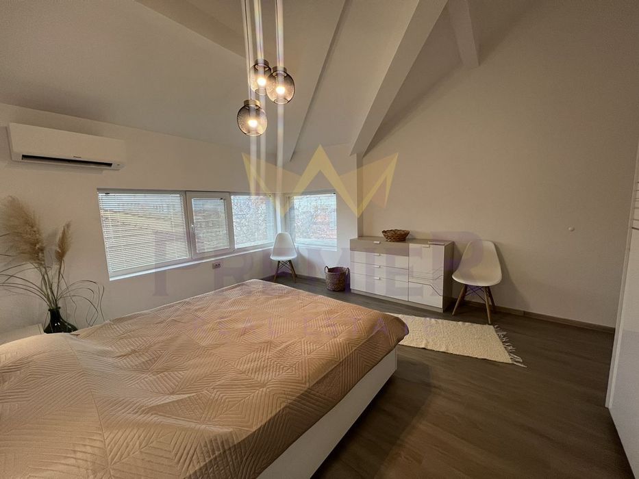 Дава се под наем Тристаен апартамент в Варна, Център - 90 кв.м за 1100 € - Снимка #11