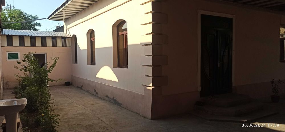 Продаётся дом 4 сотка 3 комнату + кухня