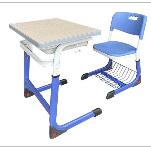 Детская парта со стулом