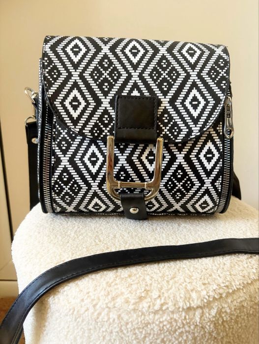 Дамски чанти (Коледен подарък за любим човек)