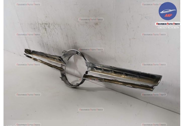 Орнамент Централна Решетка Радиатор оригинален Мерцедес-Бенц / Mercede