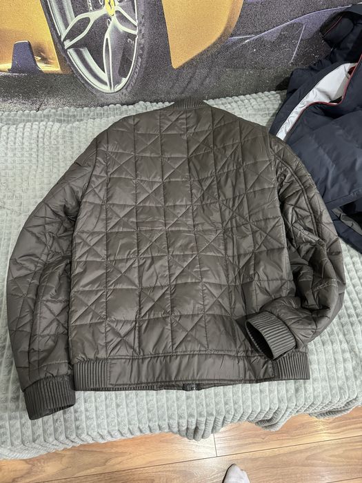 Продам куртки зима осень