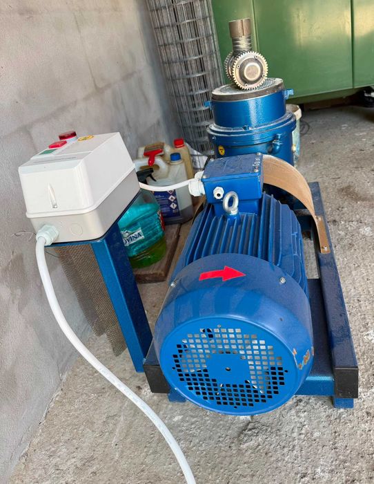 Presa peleți, trifazic cu motor 7,5 KW ,2 ani Garantie