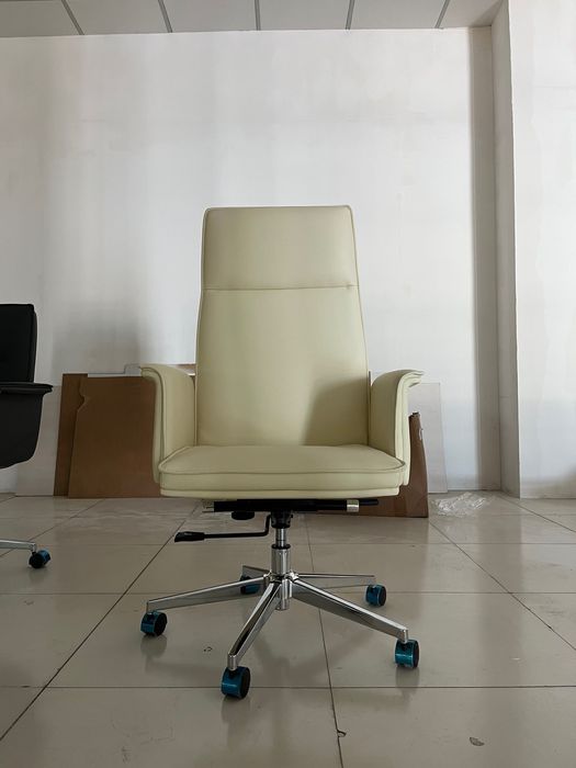 Ofis uchun kreslolar