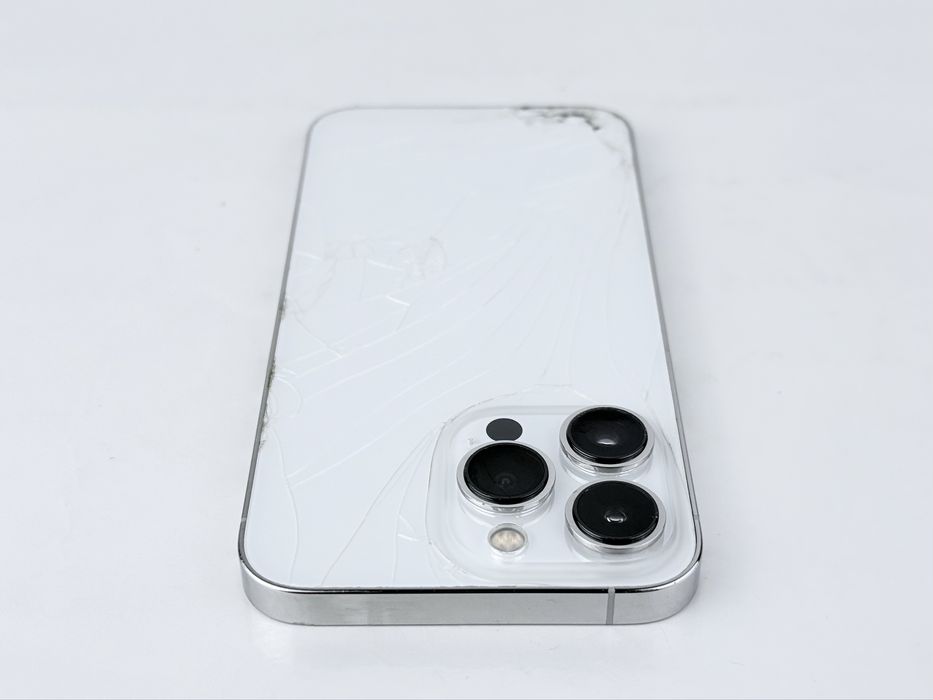 Apple iPhone 13 Pro 128GB Silver Отличен!