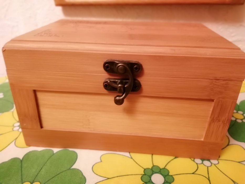 Продам шкатулку бамбук
