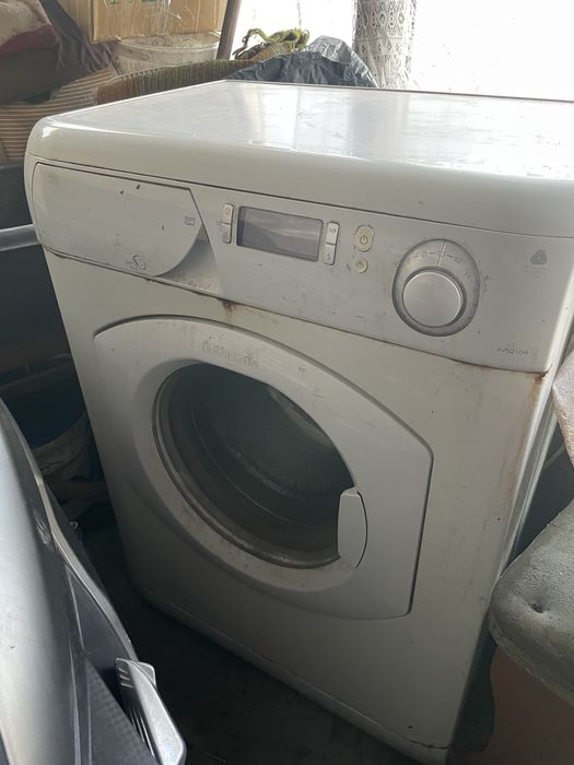 Машинка автомат продам