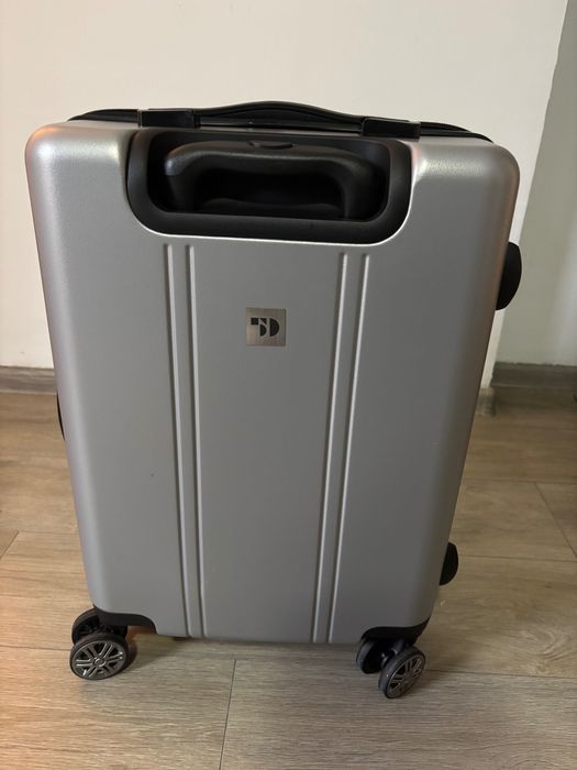 Луксозен малък куфар с колелца - CERRUTI 1881 NTT516B