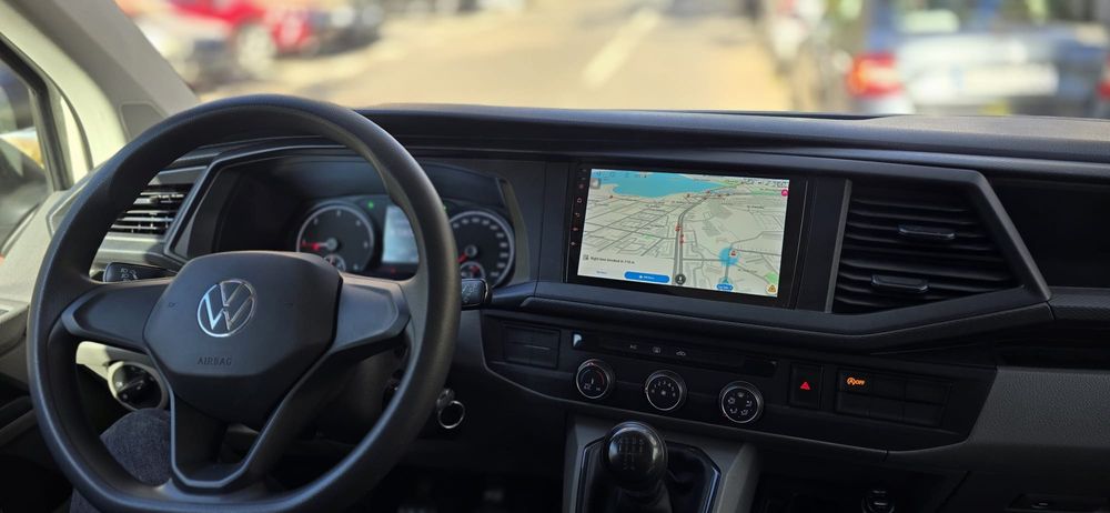 Inchiriere microbuz 7 8 9 locuri,masina 8+1 locuri rent a car 9 sits