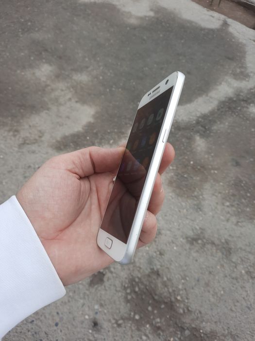 Samsung s7 white sotladi