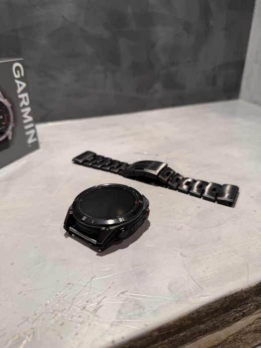 КАТО НОВ Garmin Fenix 8 Pro 51 mm + titanium bracelet