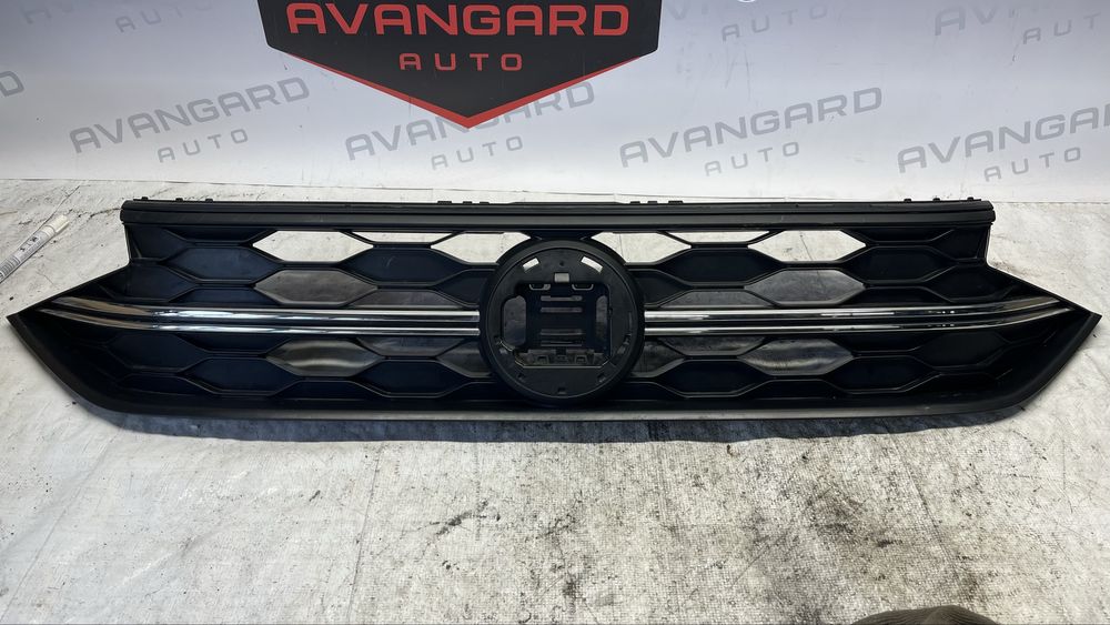 Volkswagen Taigo предна решетка