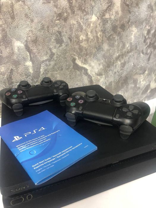 Playstation 4 slim