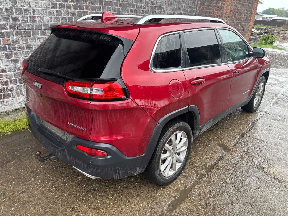 haion si piese jeep cherokee 2013-2018 din dezmembrari