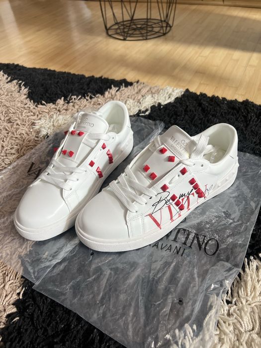 Adidasi Valentino Garavani