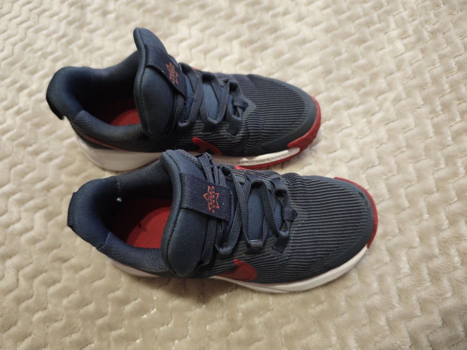 Детски маратонки Nike Star Runner