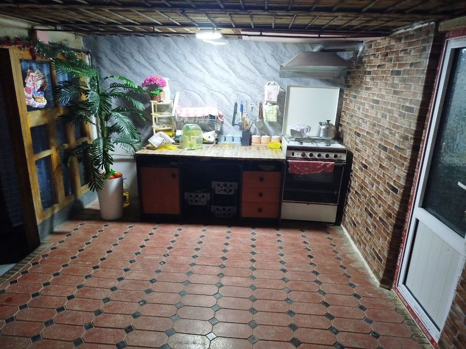 Boyqozonda uy sotiladi