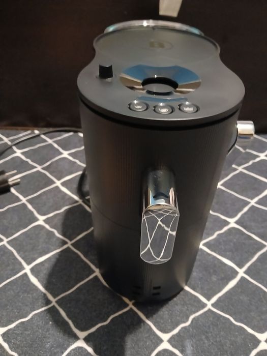 Кафе машина без капсули Coffee B (ново)