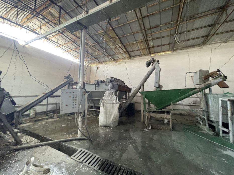 Ахангаран База 67сот Помещения Производство