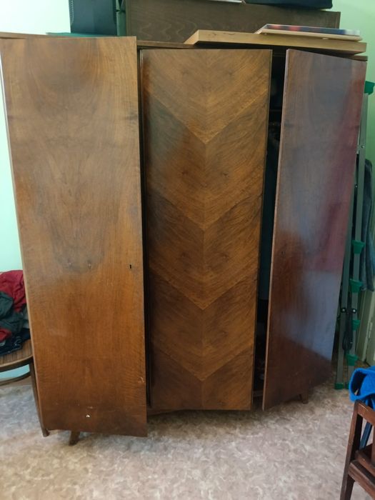 Мебель, старого образца