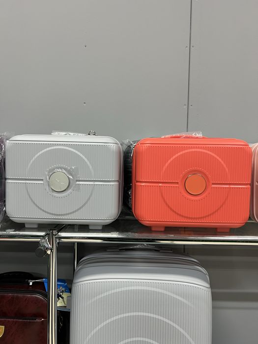 Новые средние М чемоданы