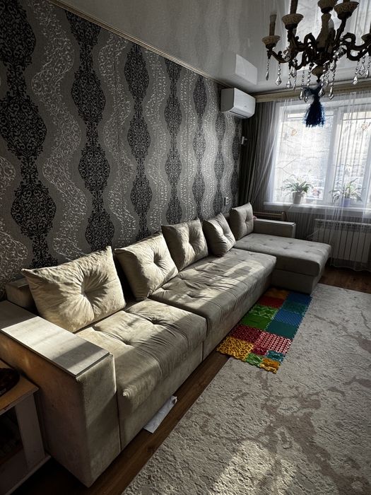 Продам диван. Срочно!