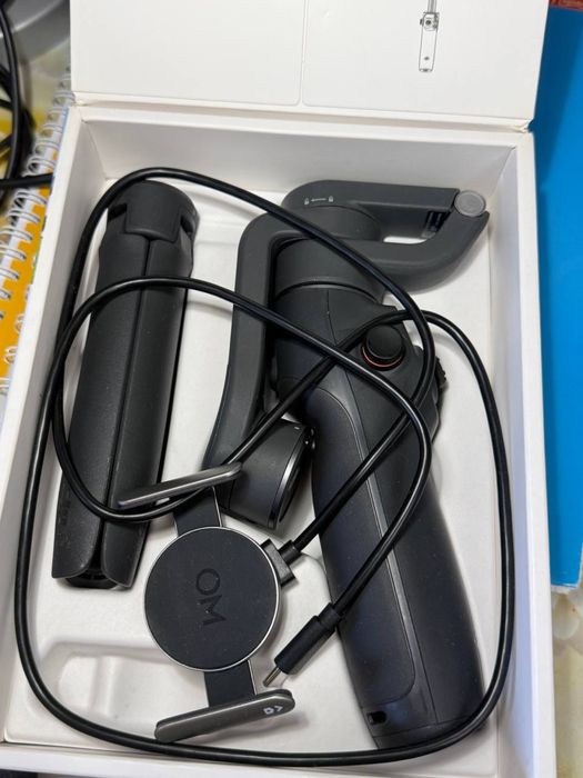 Продам DJI Osmo Mobile 6