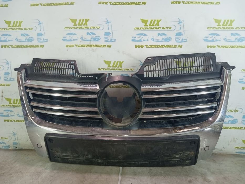 Grila bara fata 1K5853653C Volkswagen Golf 5 (2003 - 2009)