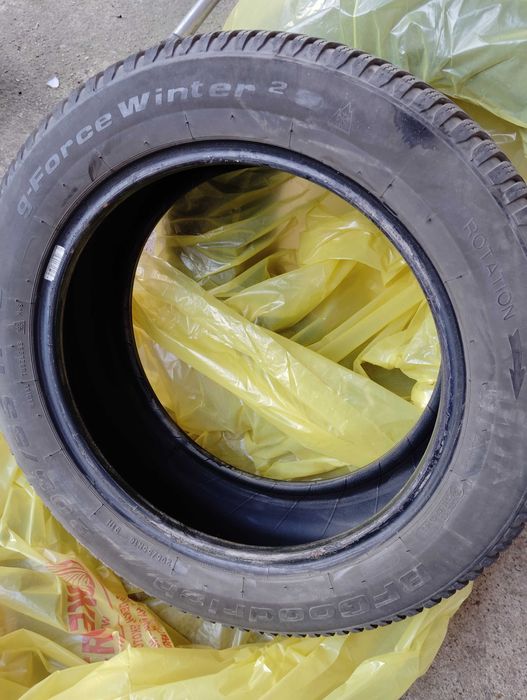 Продавам гуми зимни 2 бр 205/55/16