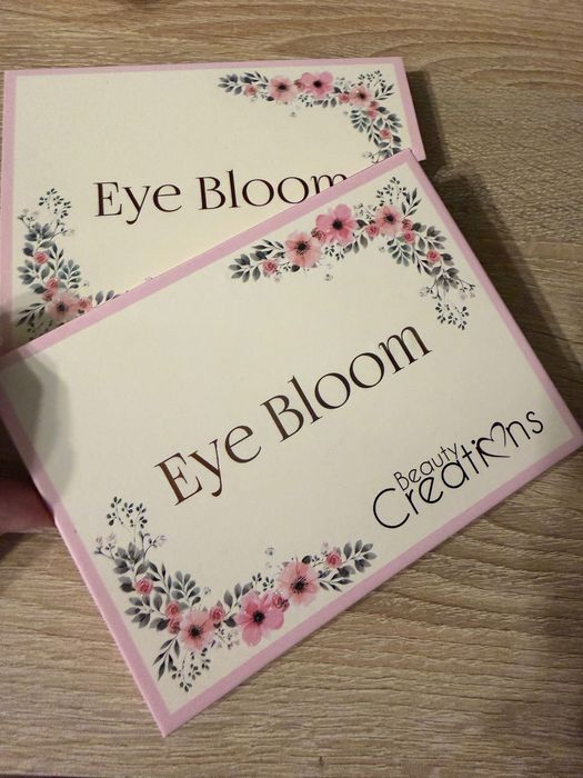 Тени для век Eye bloom