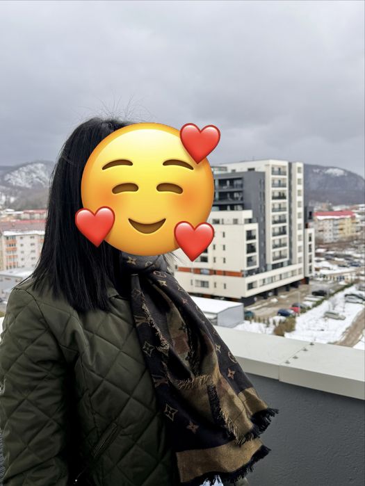 Eşarfa Louis Vuitton autentică, mare