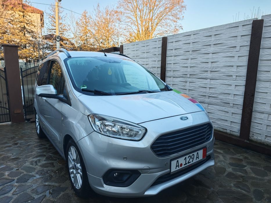 FORD Tourneo Courier 2018