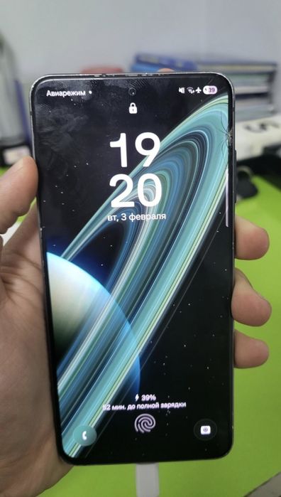 Samsung S21 FE продам