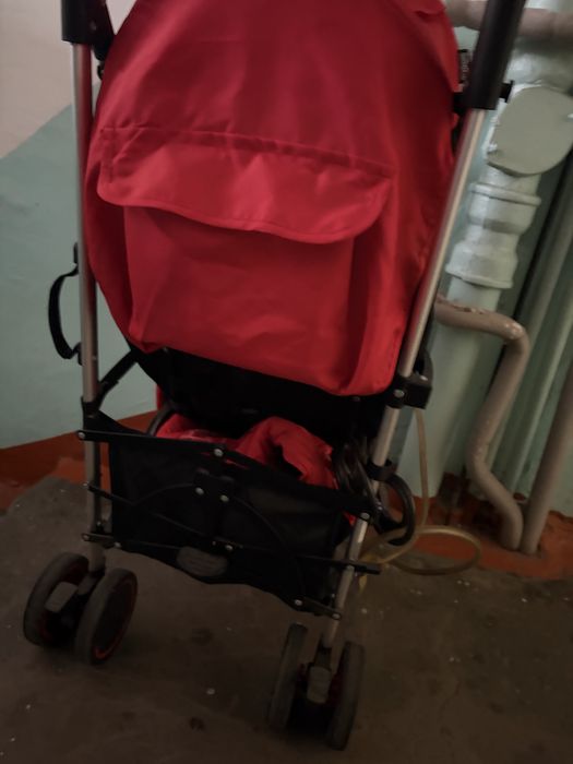 Продам коляску прогулочную