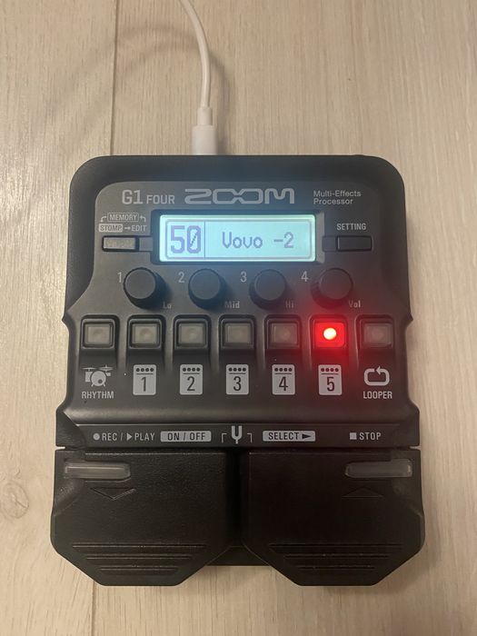 Procesor Zoom G1 four vioara, tonuri vovo