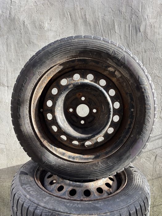 Vand 4 anvelope iarna