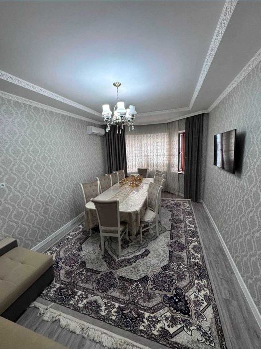 Dream House яккасарай подключ 8роддом  Площадь: 103 евро;