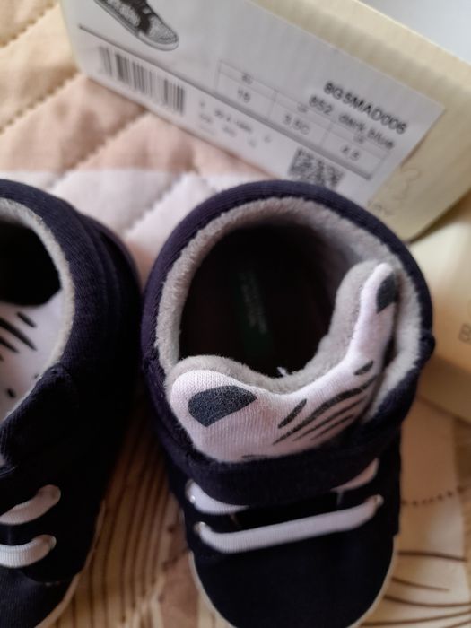 Бебешки обувки Benetton