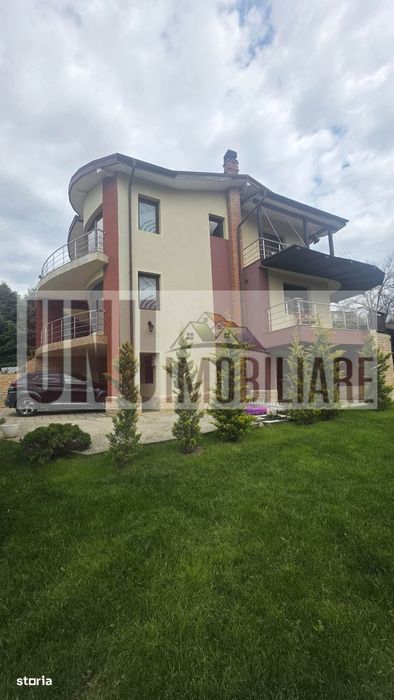 Casă individuală Bucium, Plopii fără Soț