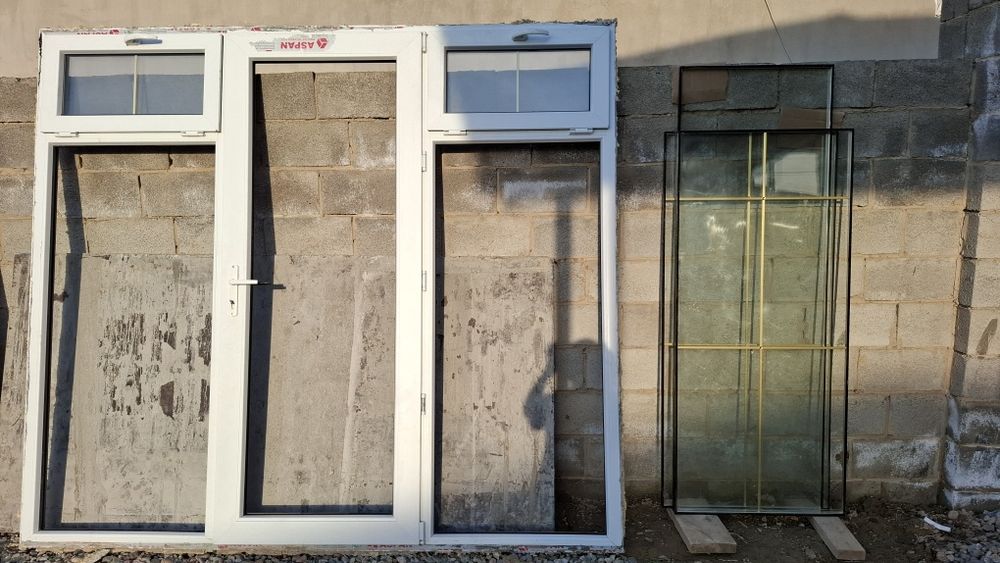 Продам витражи с дверью