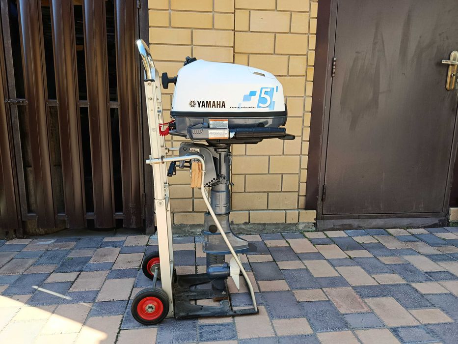 Лодочный мотор Yamaha 5 л.с.