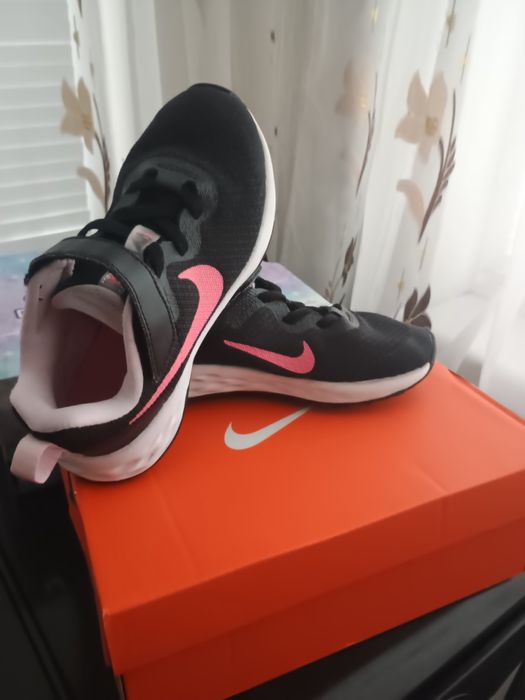 Маратонки Nike за момиче