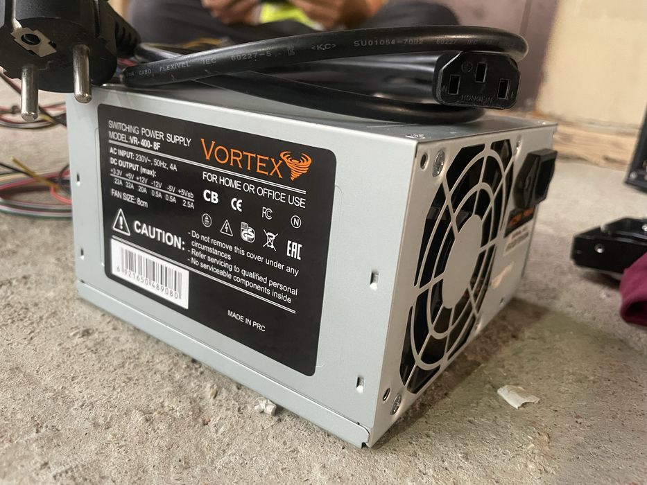 Продам блок питание VORTEX