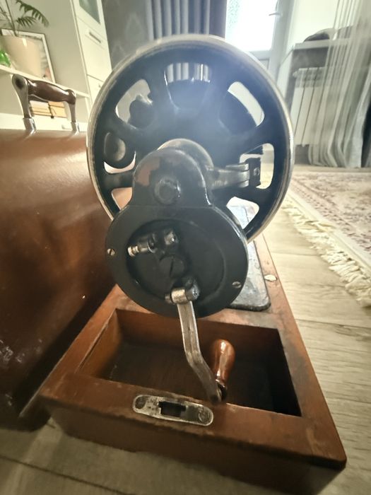 Швейный -Машина