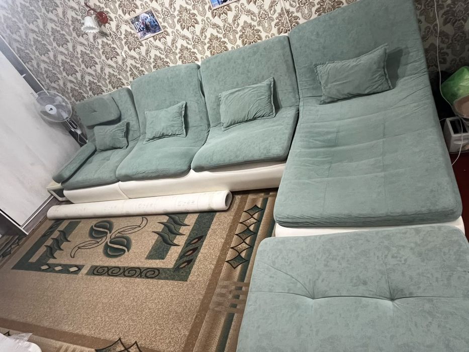 Продам диван в нормальном состоянии