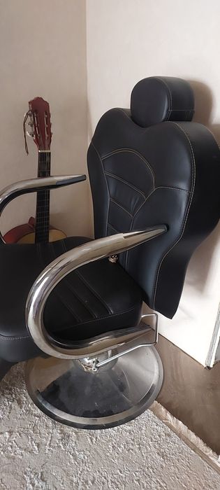 Кресло парикмахерское